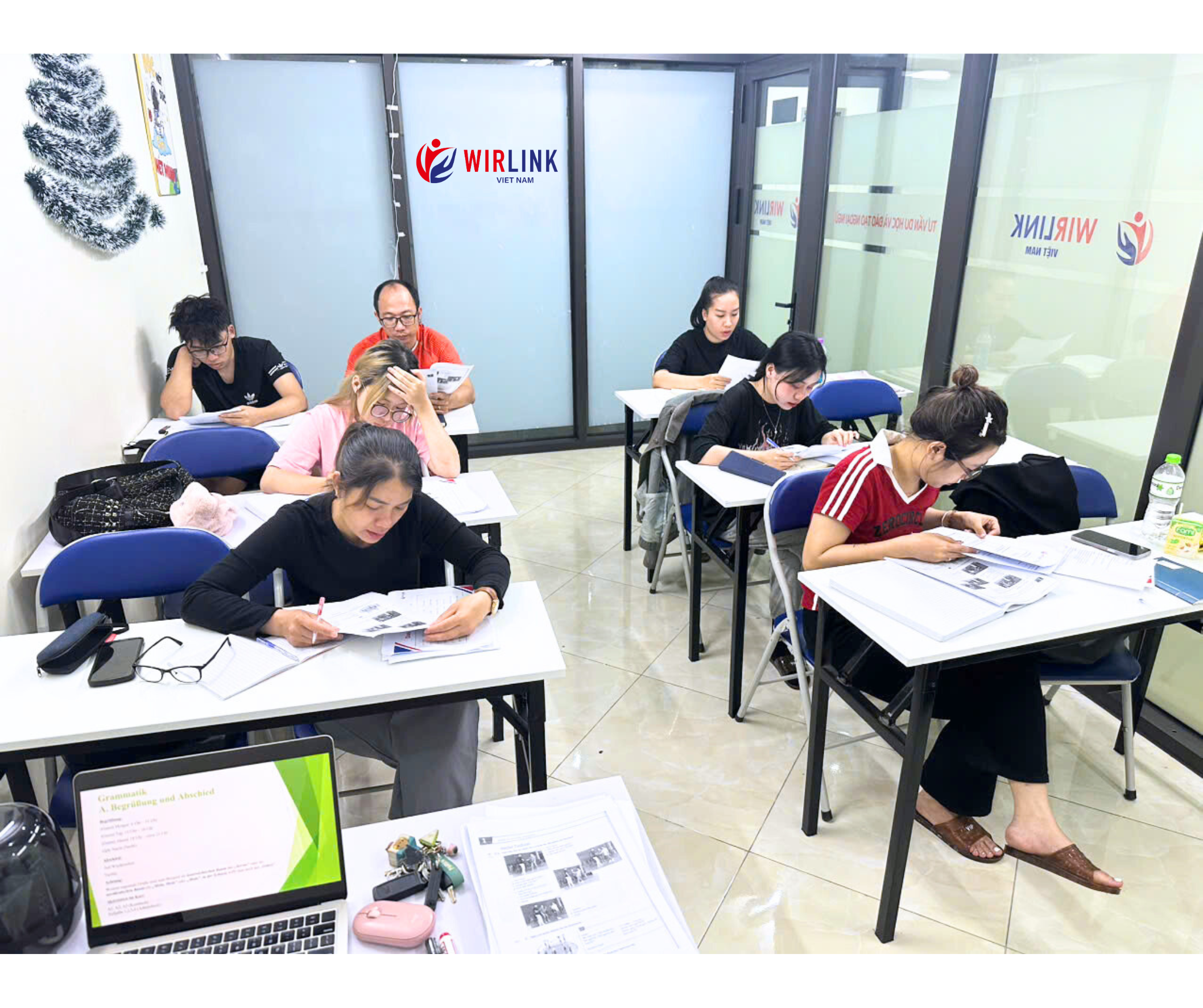 Khai giảng thành công lớp tiếng Đức A1 W30 và W31 tại WirLink Việt Nam