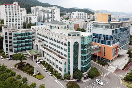 Du học Hàn Quốc trường Top 3: Thuận lợi và khó khăn